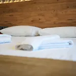 شقة فندقية Sav-ir 3*